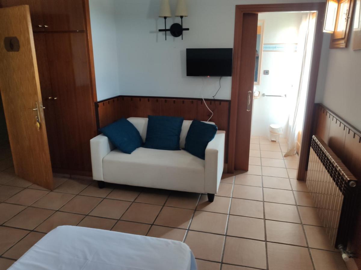 Hostal Tastavins Peñarroya de Tastavins Exteriör bild