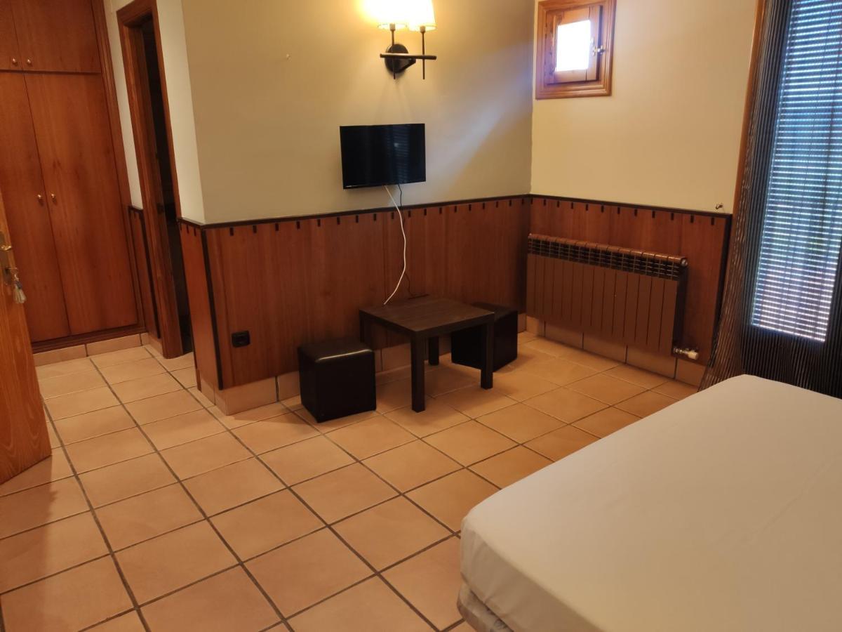 Hostal Tastavins Peñarroya de Tastavins Exteriör bild